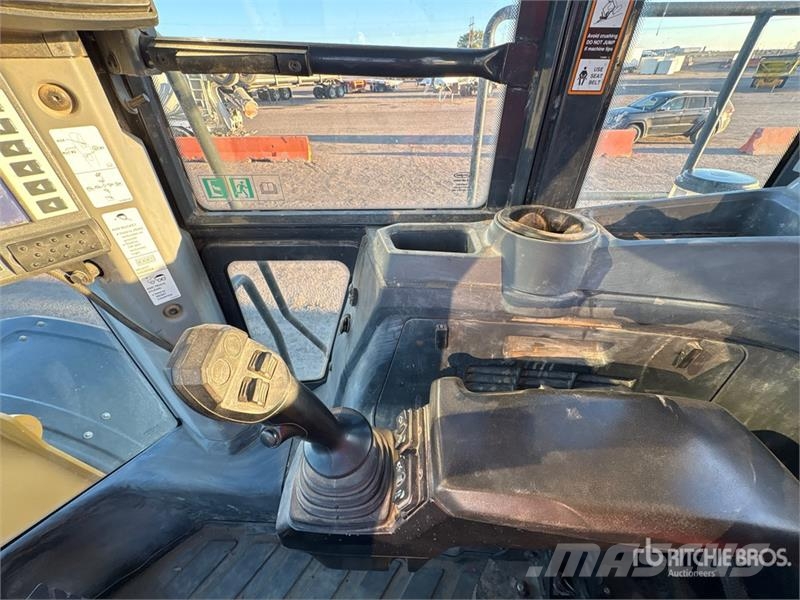 John Deere 744L Wheel Loader Utovarivači na točkove