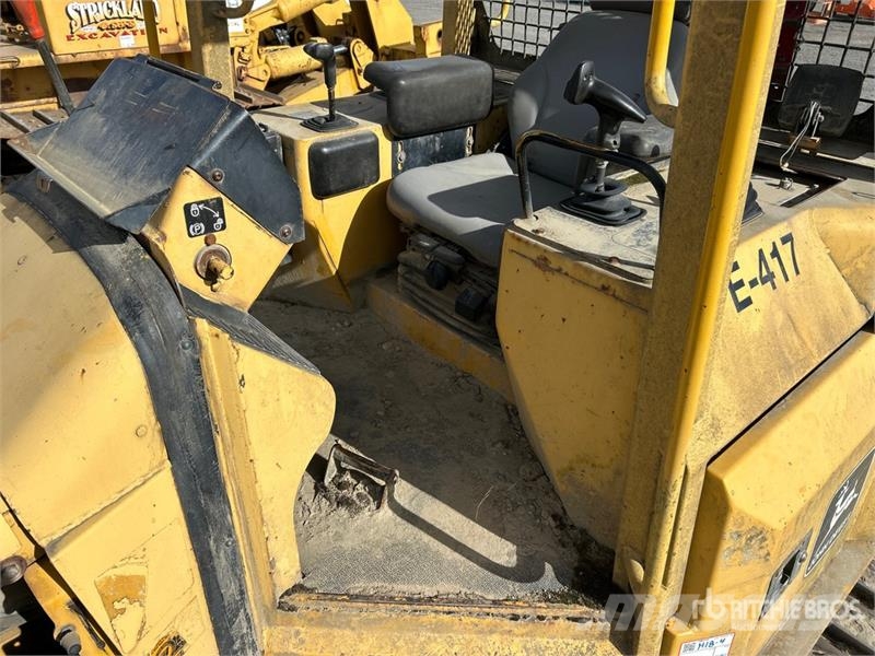 John Deere 750C Pásové dozery