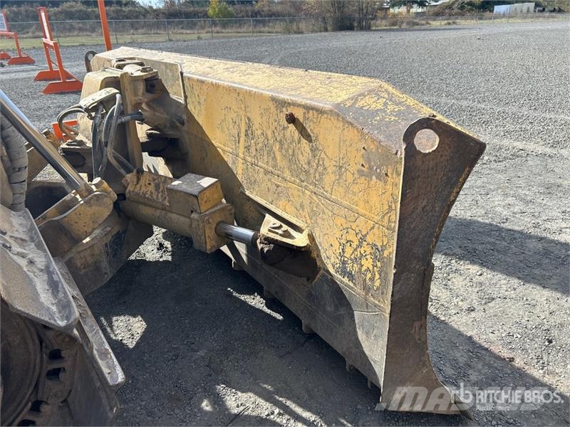 John Deere 750C Pásové dozery