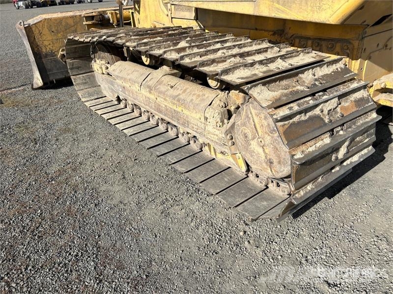 John Deere 750C Pásové dozery