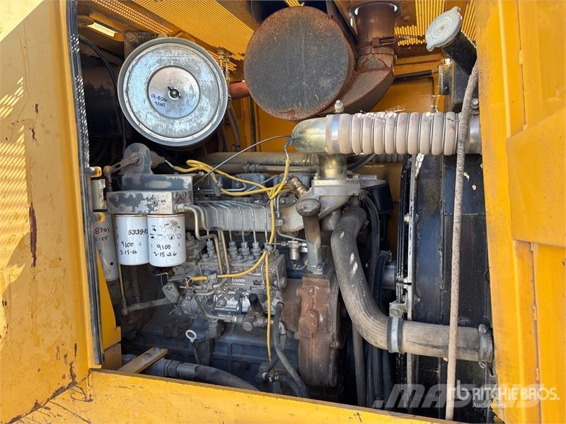 John Deere 755C クローラーローダー