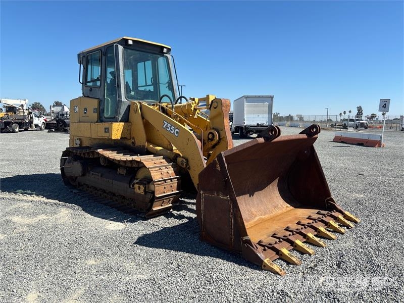 John Deere 755C クローラーローダー