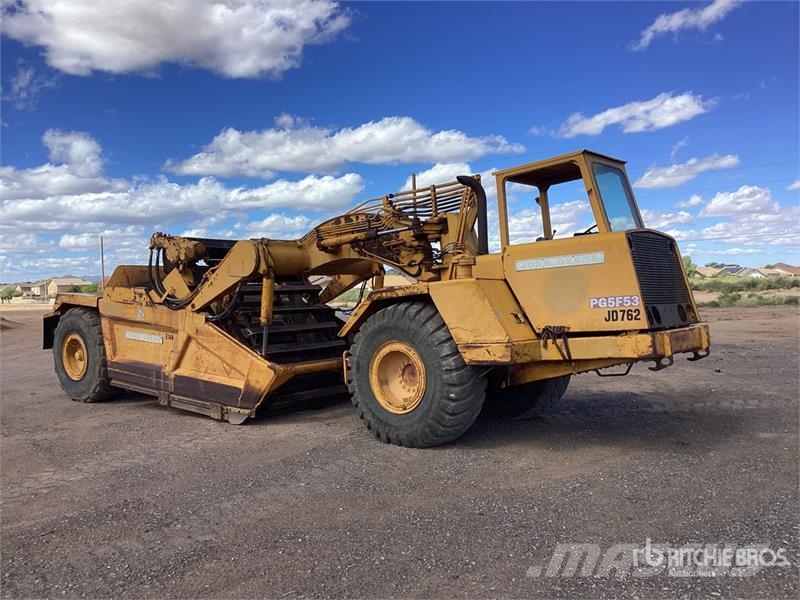 John Deere 762 Scrapers