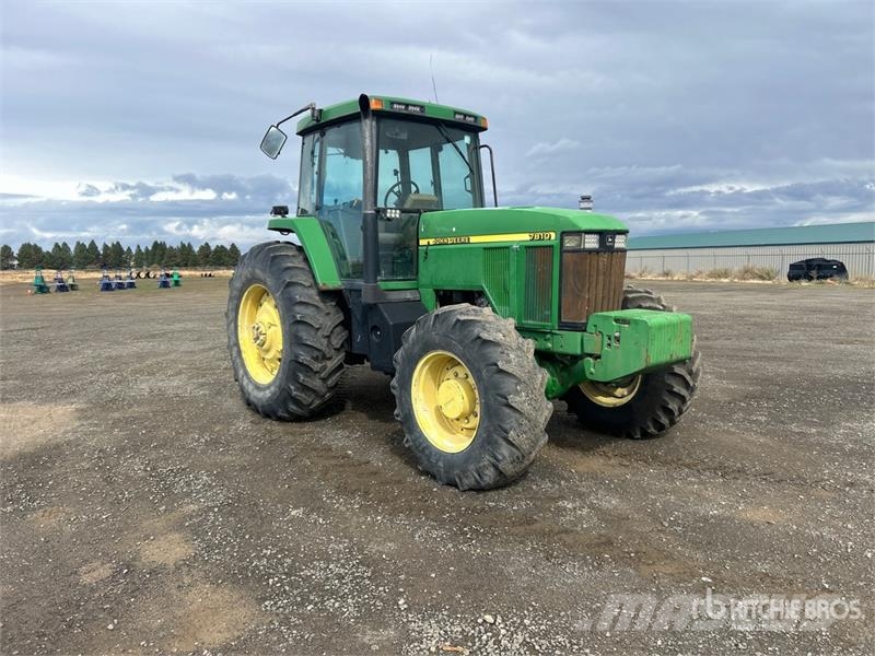 John Deere 7810 Traktorok