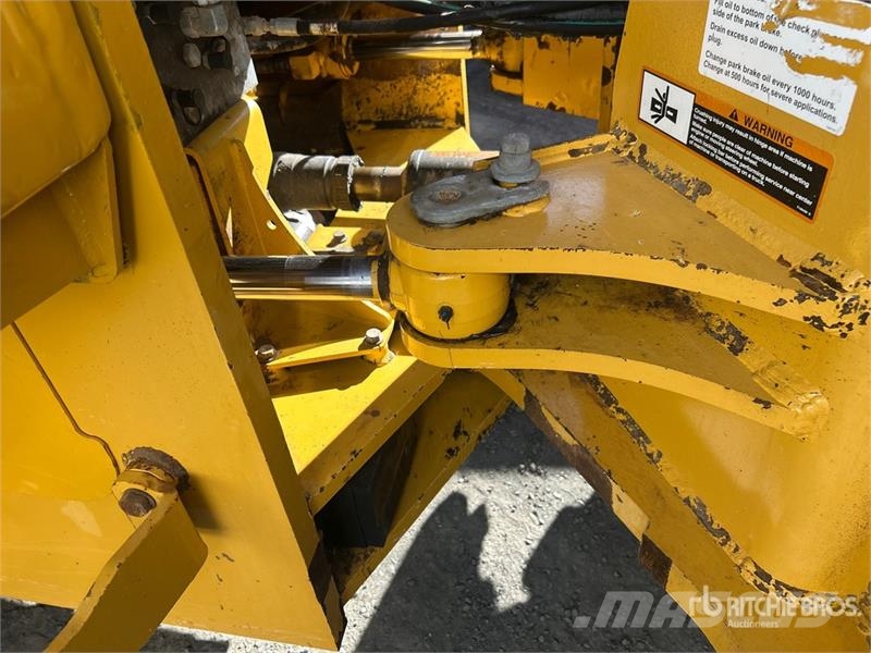 John Deere 824K Wheel Loader 휠로우더