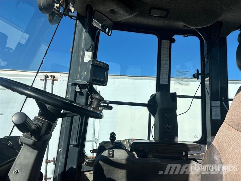 John Deere 824K Wheel Loader 휠로우더
