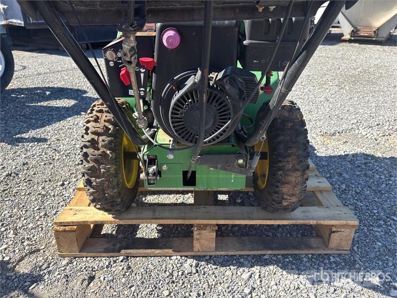 John Deere 8280 Snow Blower 掃雪機