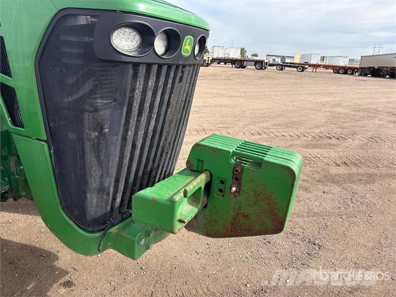 John Deere 8330 4WD Tractor Tractoren