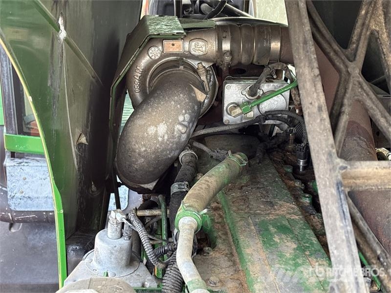 John Deere 8330 4WD Tractor Tractoren