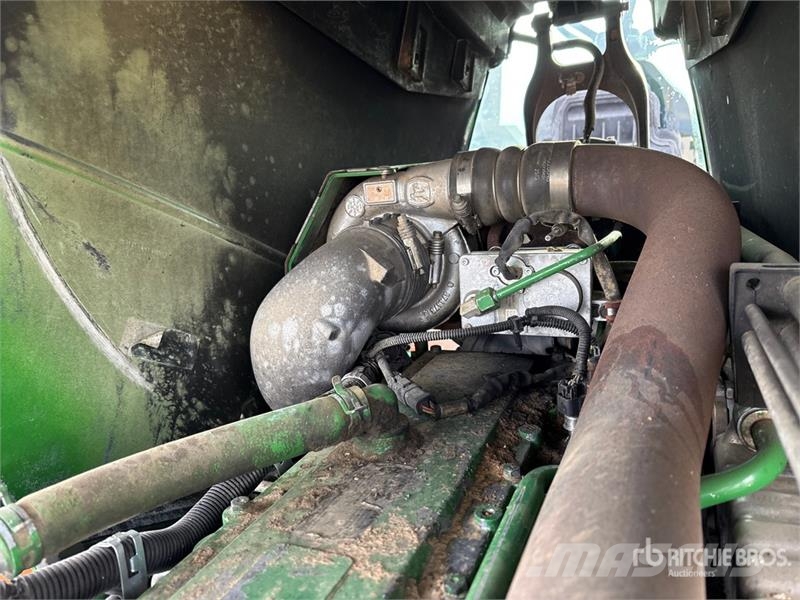 John Deere 8330 4WD Tractor Tractoren