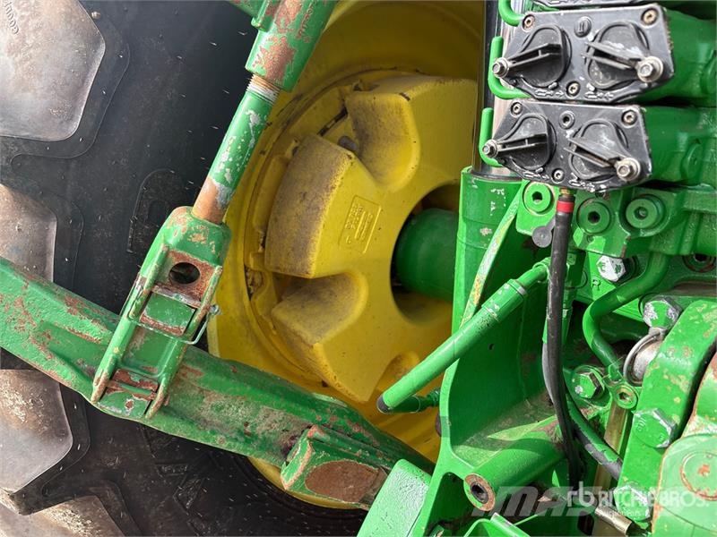 John Deere 8330 4WD Tractor Tractoren
