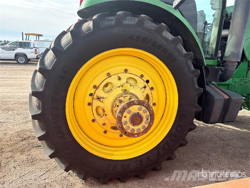 John Deere 8330 4WD Tractor Tractoren