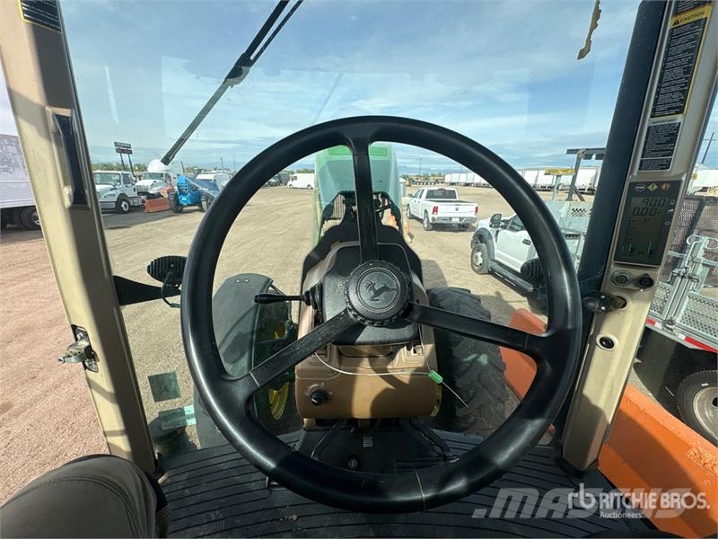 John Deere 8330 4WD Tractor Tractoren
