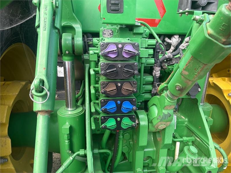John Deere 8345R Traktorit