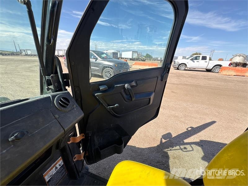 John Deere 835M 4x4 Utility Vehicle Maszyny komunalne