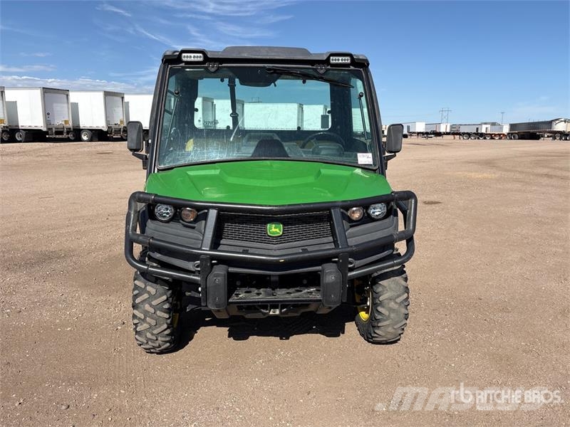 John Deere 835M 4x4 Utility Vehicle Maszyny komunalne