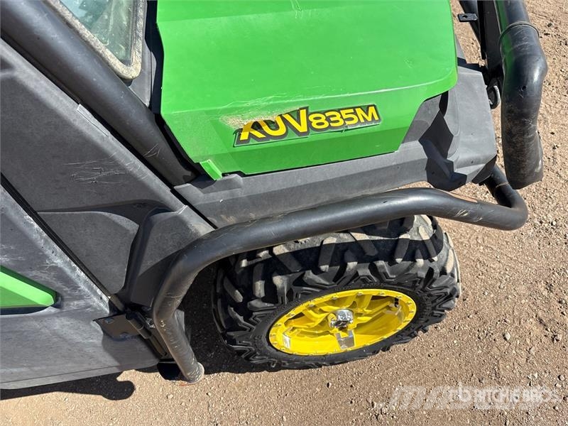 John Deere 835M 4x4 Utility Vehicle Maszyny komunalne