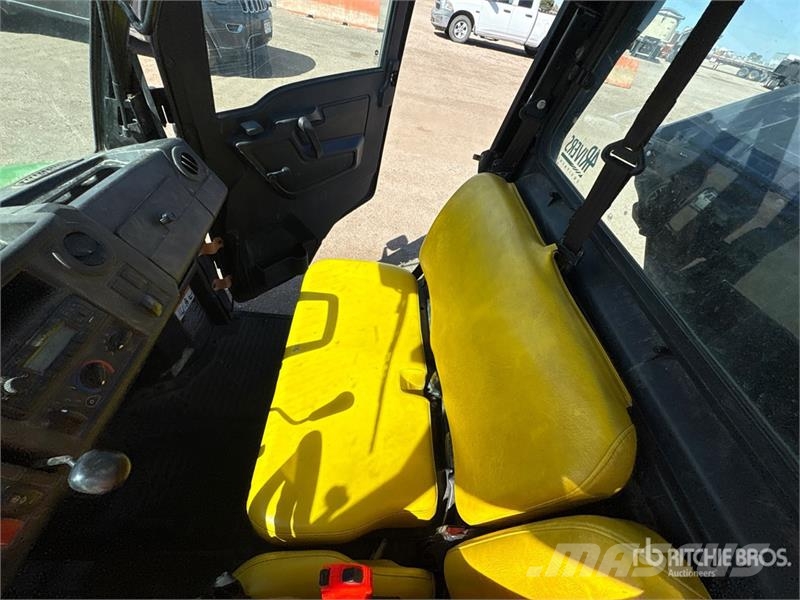 John Deere 835M 4x4 Utility Vehicle Maszyny komunalne