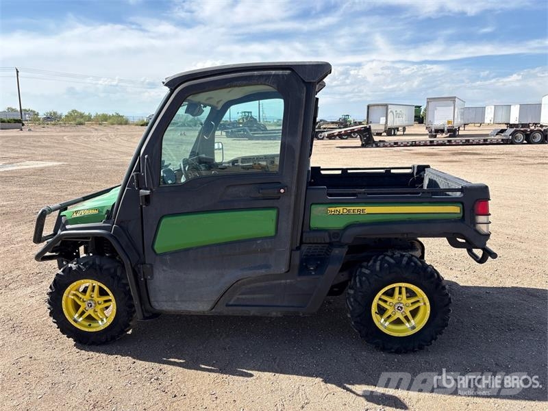 John Deere 835M 4x4 Utility Vehicle Maszyny komunalne