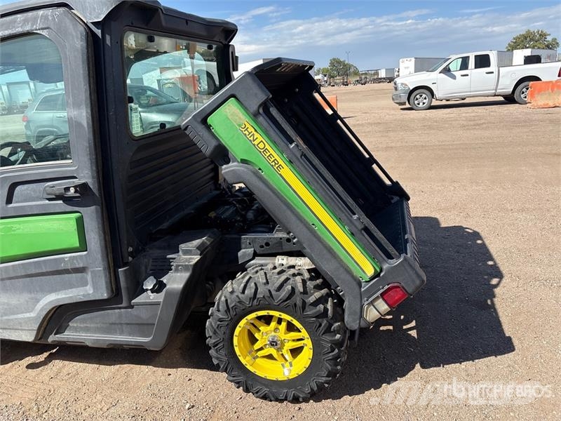 John Deere 835M 4x4 Utility Vehicle Maszyny komunalne