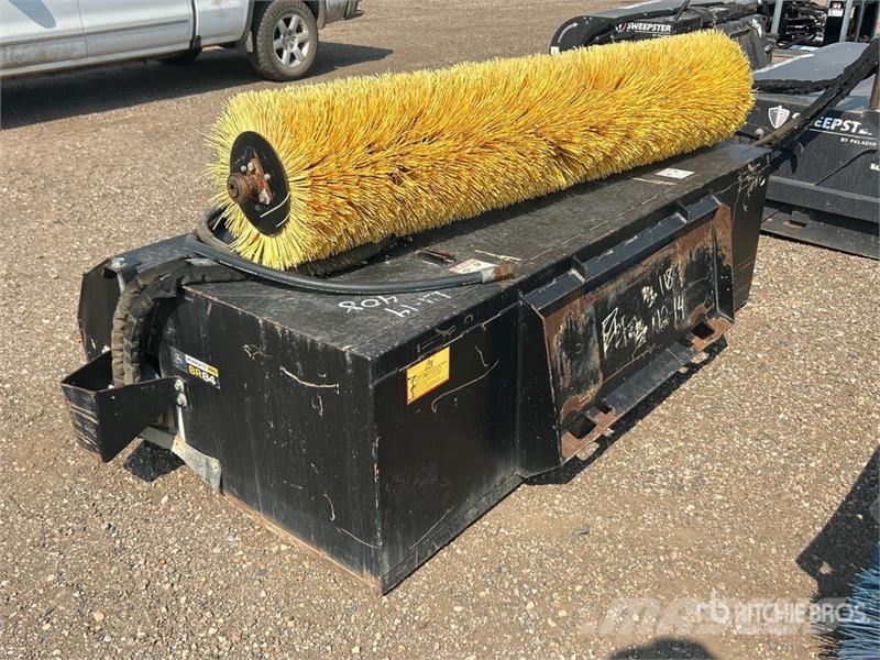John Deere 84 in Skid Steer Sweeper Ψήκτρες