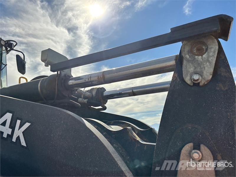 John Deere 844K Wheel Loader Iekrāvēji uz riteņiem