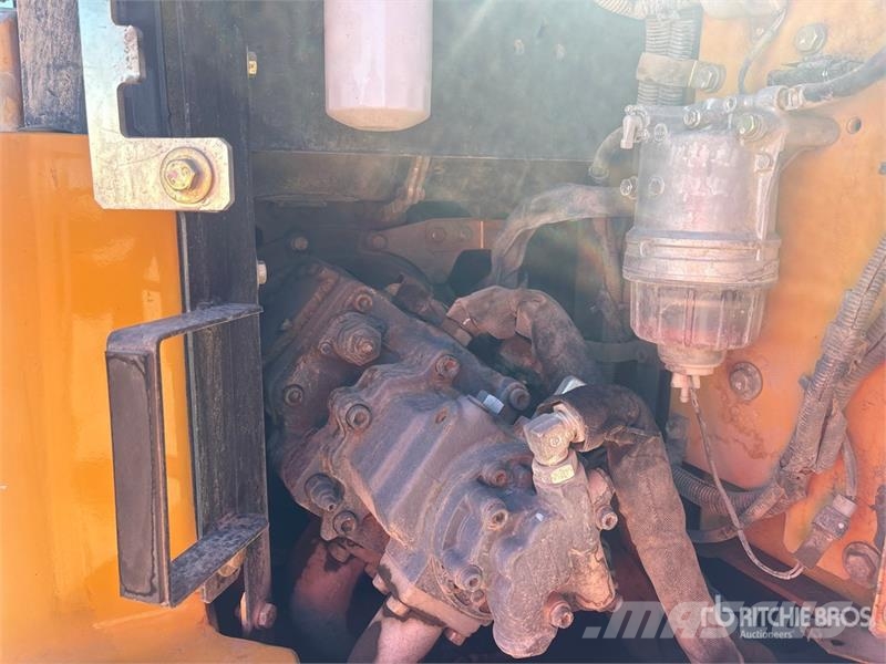 John Deere 85G Bagri goseničarji