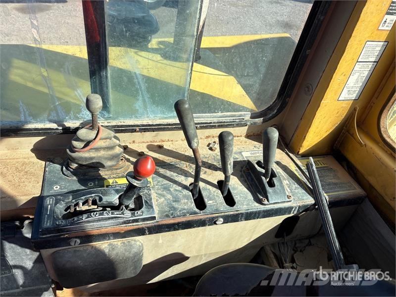 John Deere 862B Elevatoare