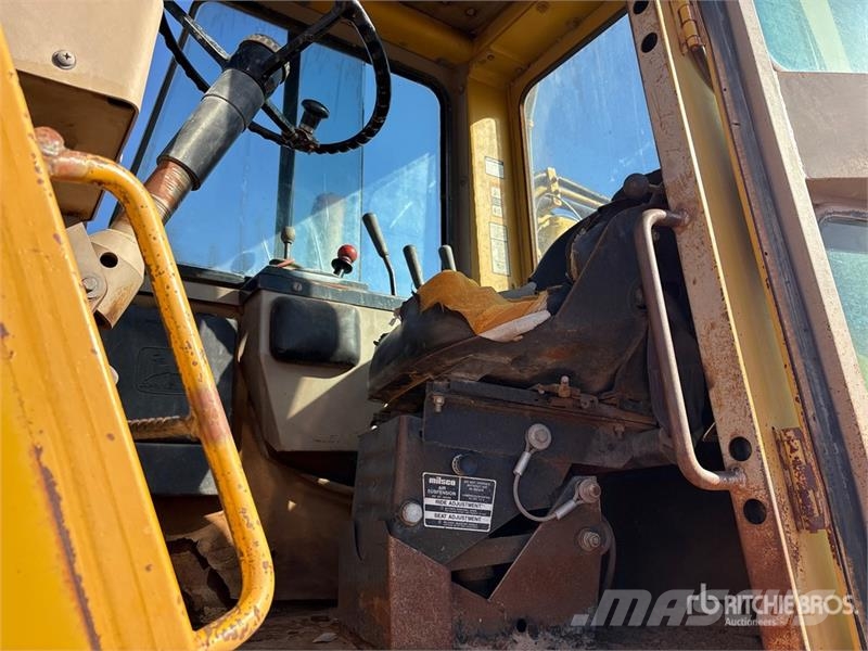John Deere 862B Elevatoare