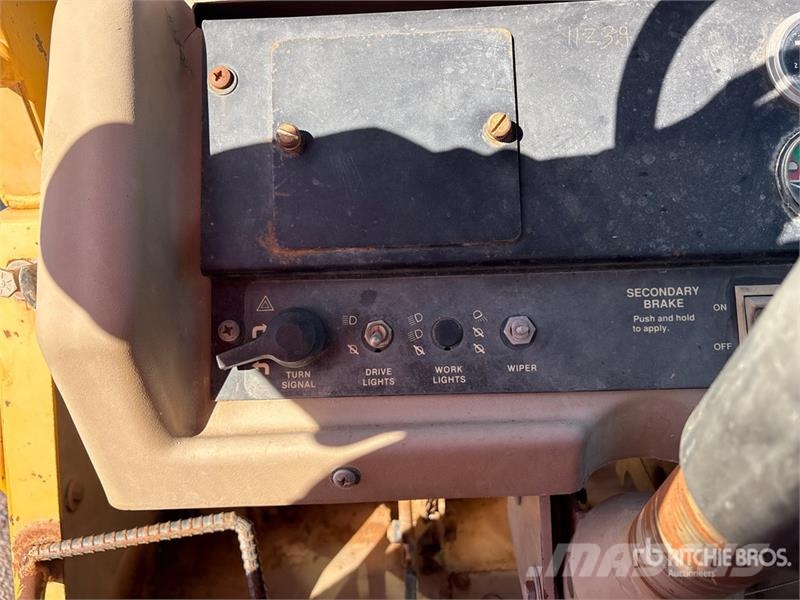John Deere 862B Elevatoare