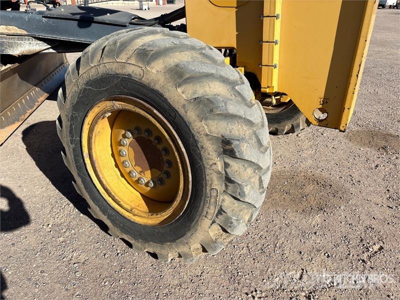 John Deere 872G Greyderler