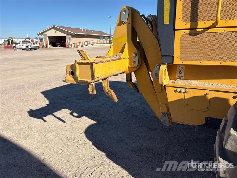 John Deere 872G Greyderler