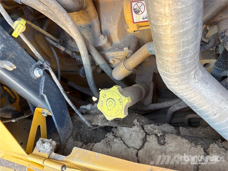 John Deere 872G Greyderler