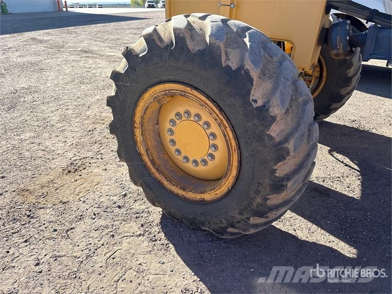 John Deere 872G Greyderler