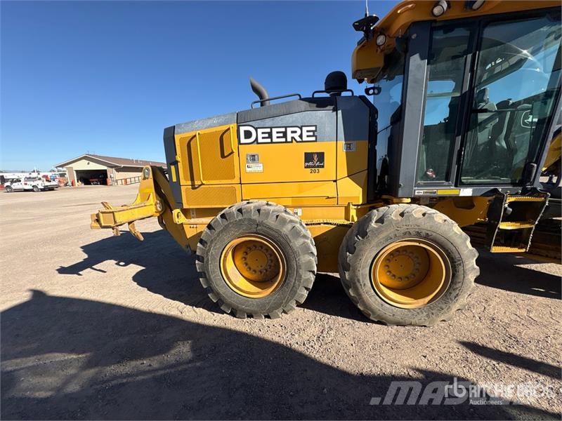 John Deere 872G Greyderler