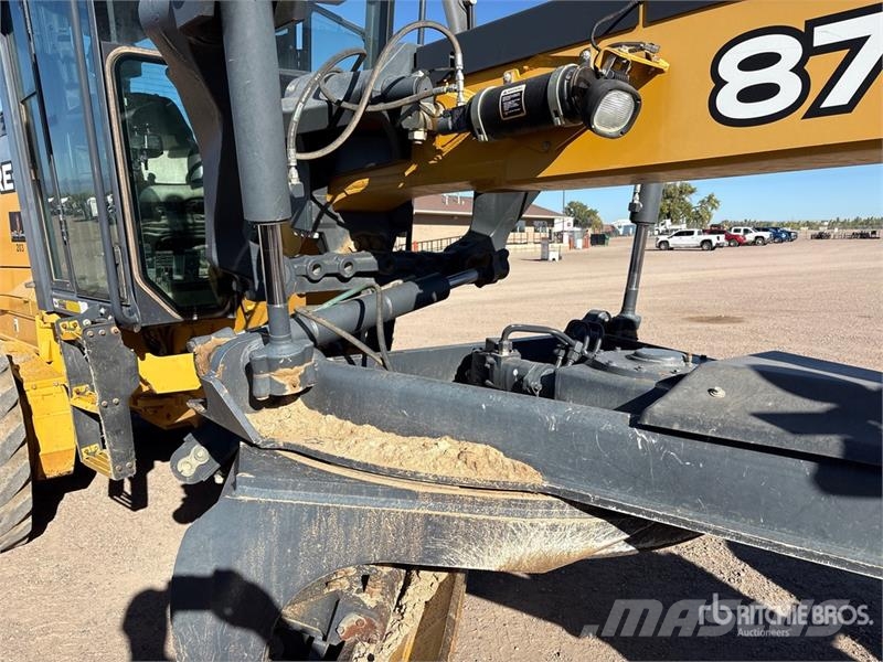 John Deere 872G Greyderler
