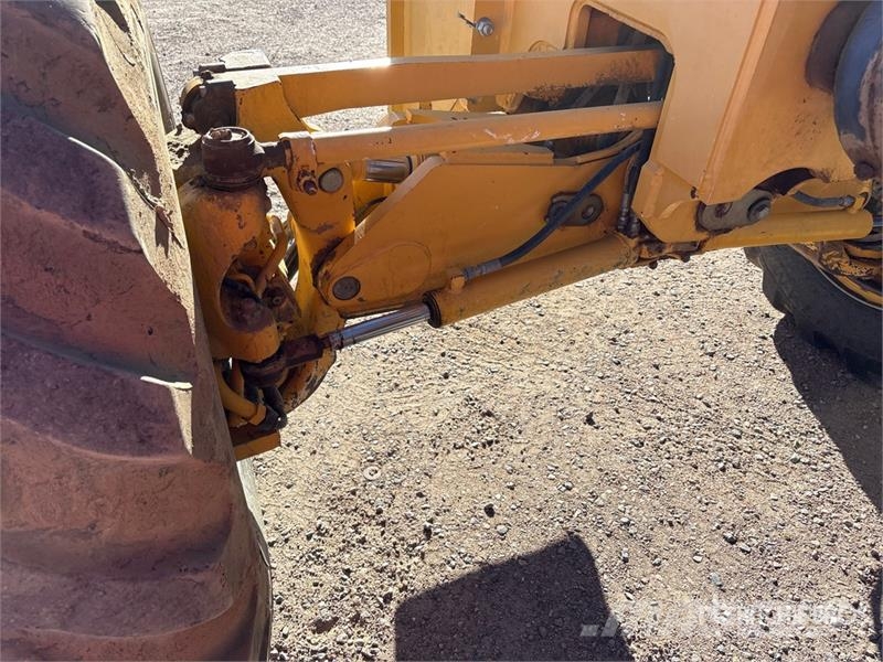 John Deere 872G Greyderler