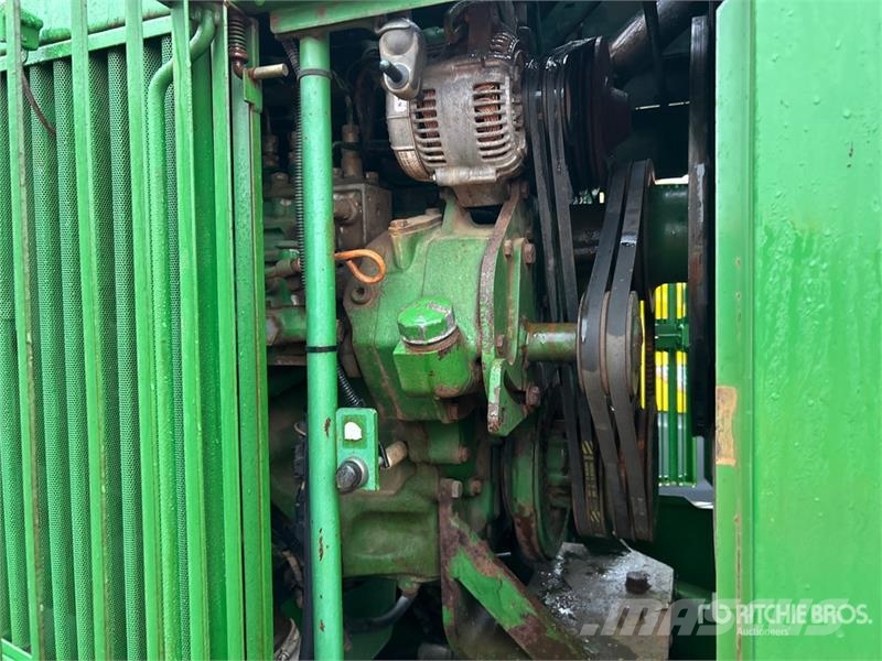 John Deere 8760 ماكينات زراعية - غير ذلك