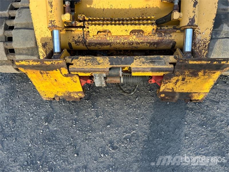 John Deere CT322 滑移轉向裝載機