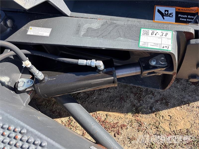 John Deere DB96 95 in Skid Steer Dozer - Fits John Deere Deske / noži