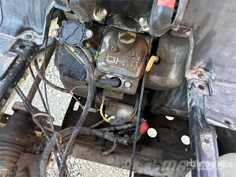 John Deere Gator 4X2 Arbeitsfahrzeuge