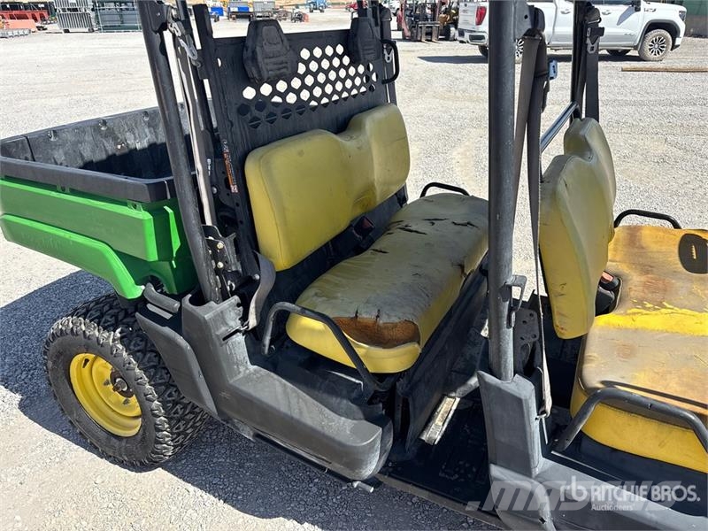 John Deere Gator 4x4 Utility Vehicle Komunālās mašīnas