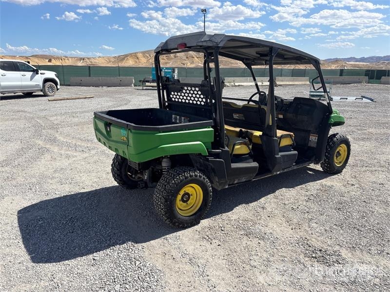 John Deere Gator 4x4 Utility Vehicle Komunālās mašīnas