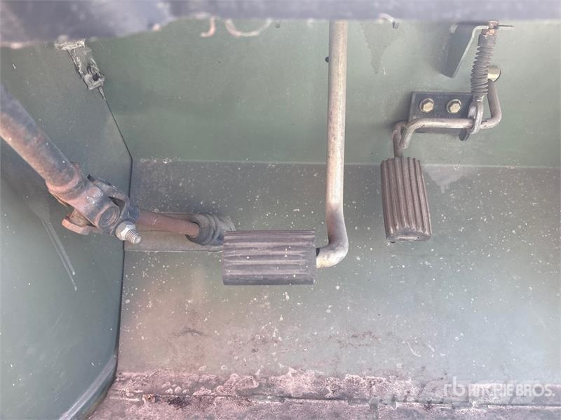 John Deere Gator 6x4 Utility Vehicle (Inoperable) Utiliteitsmachines