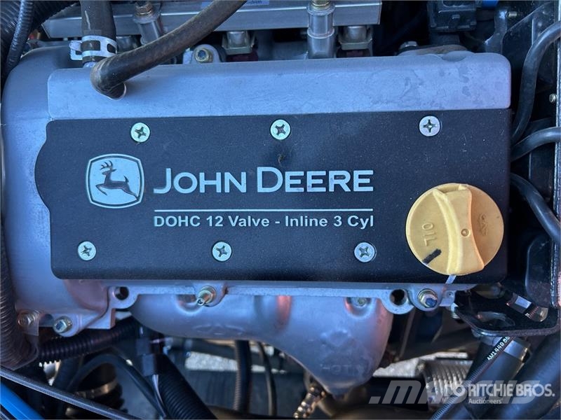 John Deere Gator 825i Utility machines