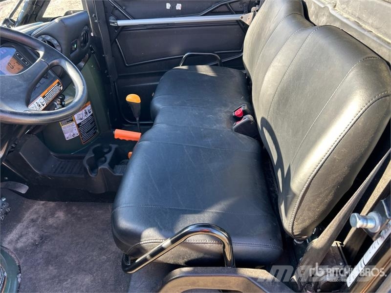 John Deere Gator 825i Utility machines