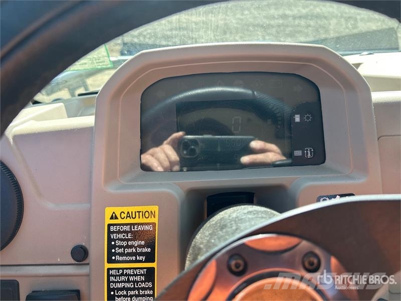 John Deere Gator XUV835R 4x4 Utility Vehicle Haszongépek