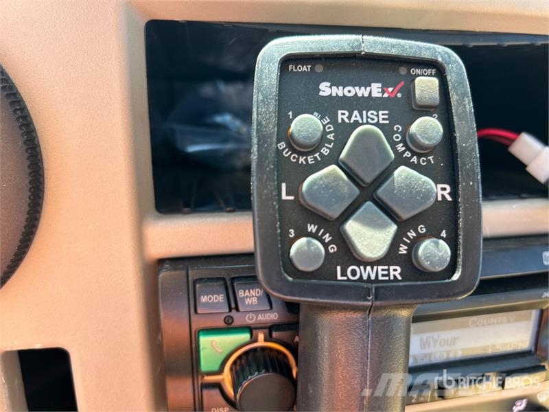 John Deere Gator XUV835R 4x4 Utility Vehicle Haszongépek