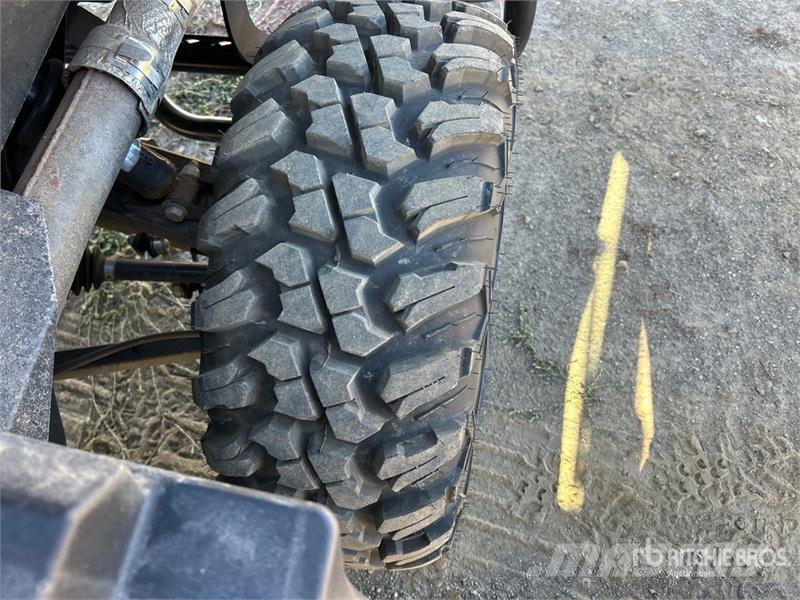 John Deere Gator XUV835R 4x4 Utility Vehicle Haszongépek
