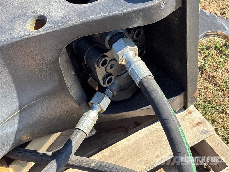 John Deere HH80C 66 in Hydraulic Breaker - Fits John Deere Hammer / Brecher